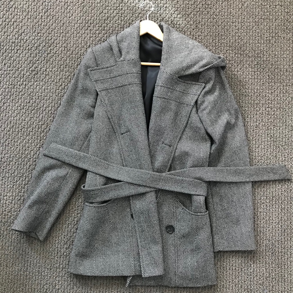 Les Hommes Herringbone coat